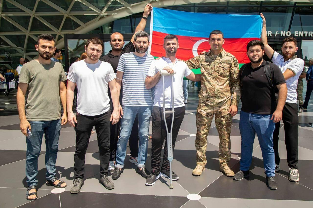 Из Турции на родину после лечения вернулись еще 6 участников войны