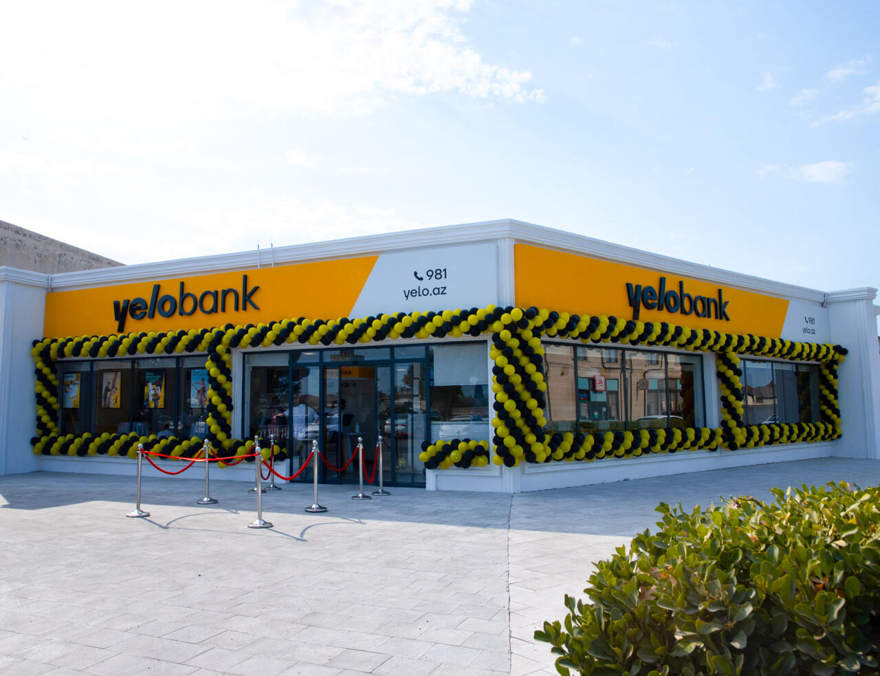 Yelo Bank теперь и в Мярдякан