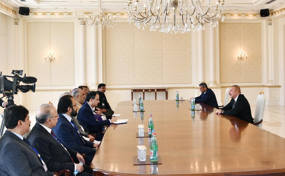 Президент Ильхам Алиев принял делегацию во главе с председателем Национального собрания Пакистана