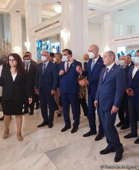 Правящие партии Азербайджана и Турции проводят конференцию в Гяндже