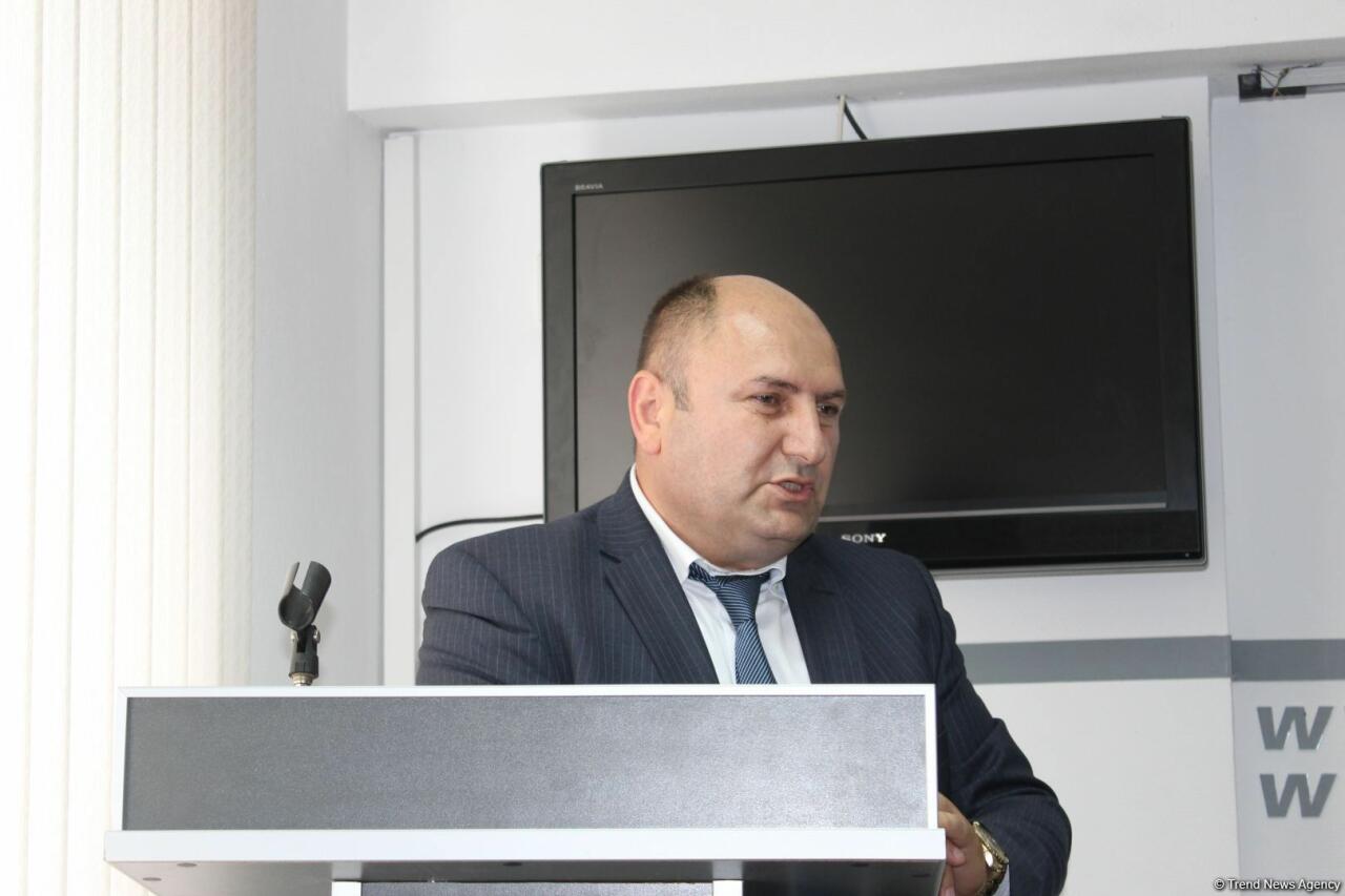 Ученому Кямалу Макили-Алиеву вручен орден Международного фонда "Деде Горгуд"