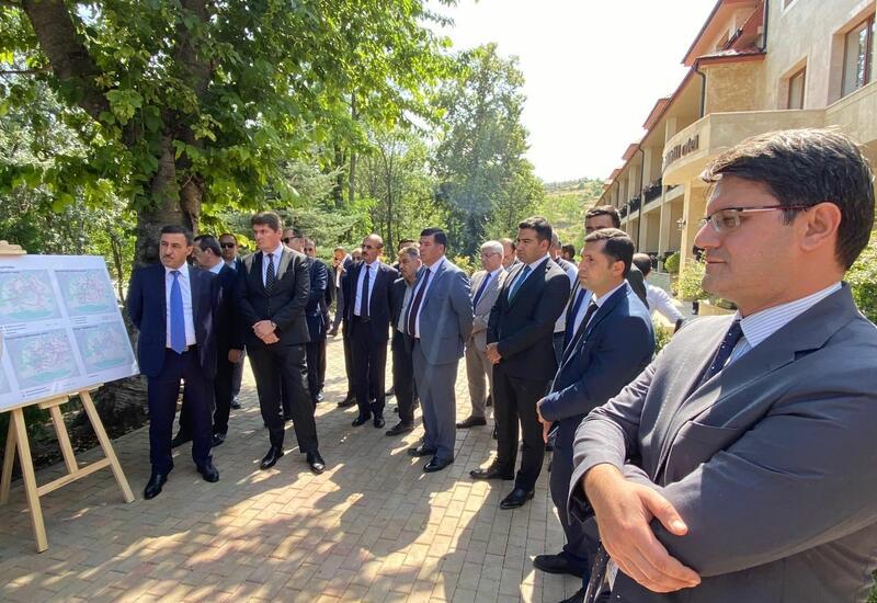 Əlaqələndirmə Qərargahının nəzdindəki İdarələrarası Mərkəzin nümayəndələri Şuşada