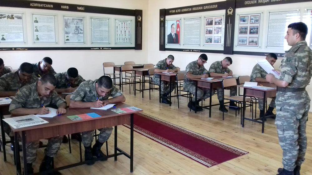 В азербайджанской армии начался летний период обучения