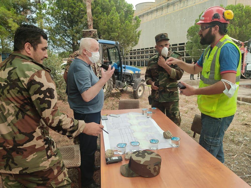 МЧС Азербайджана продолжают тушение лесных пожаров в Турции