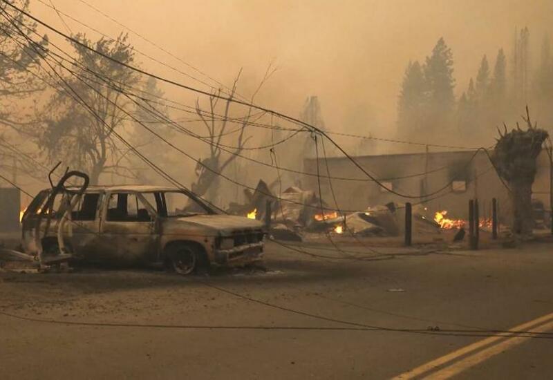 В Калифорнии лесной пожар за два часа спалил полуторавековой город