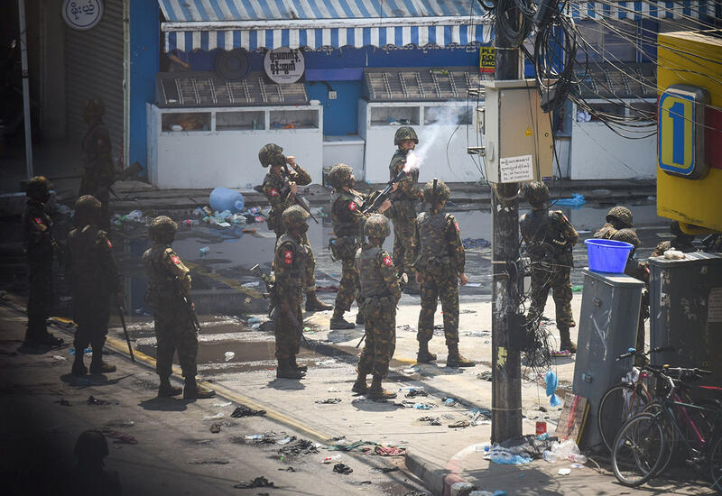В Мьянме военных обвинили в использовании коронавируса против граждан страны
