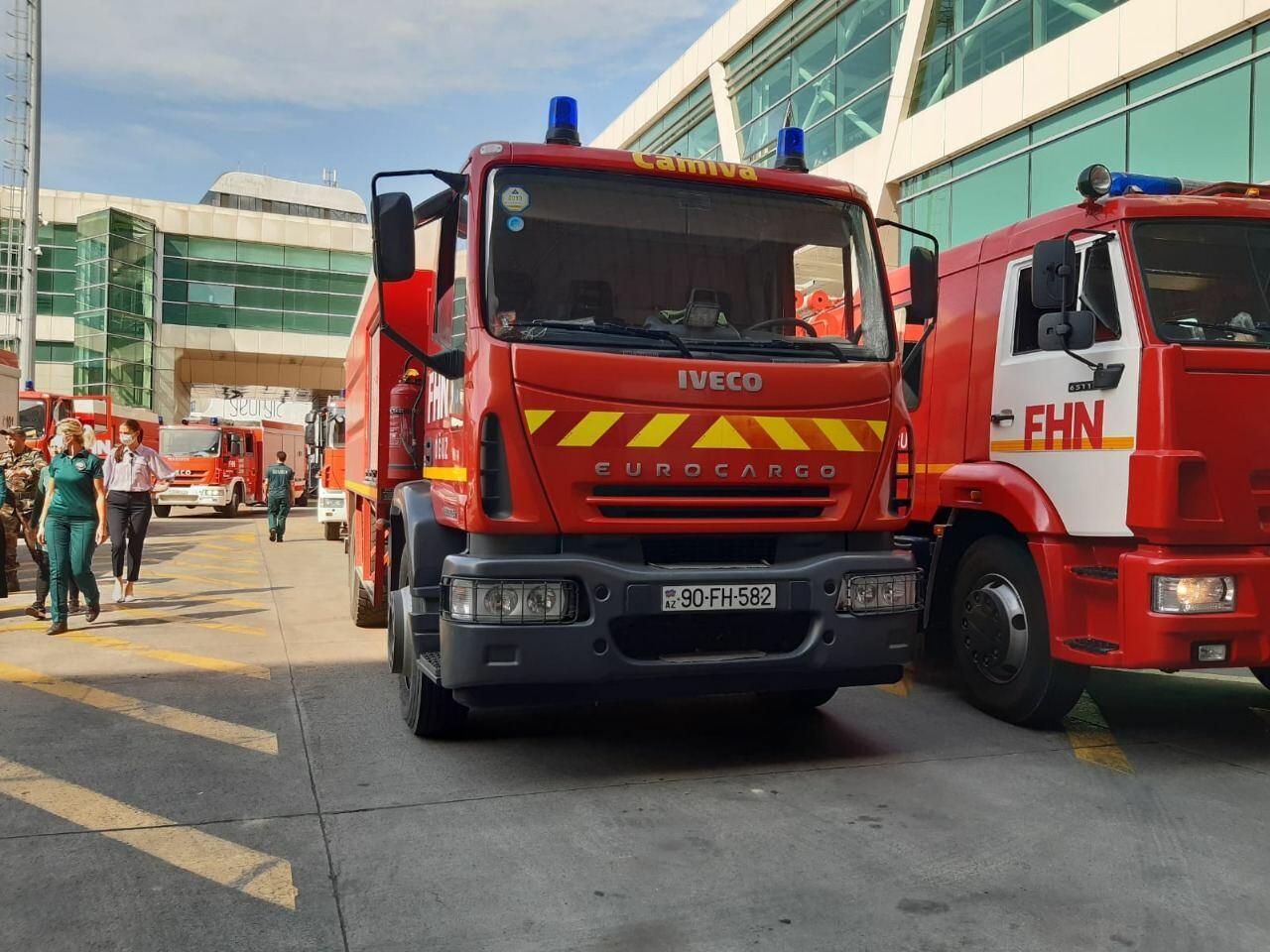 Третья группа пожарно-спасательных сил МЧС Азербайджана прибыла в Турцию