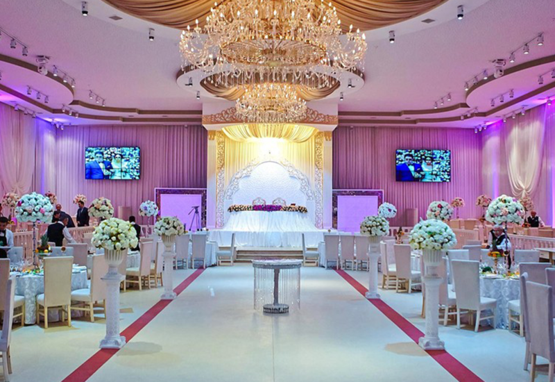 Вчера в Азербайджане 2397 человек не пустили на свадьбы