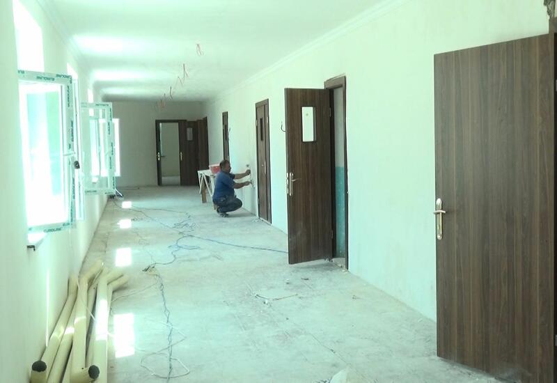 Разрушенные Арменией школы отстраиваются заново