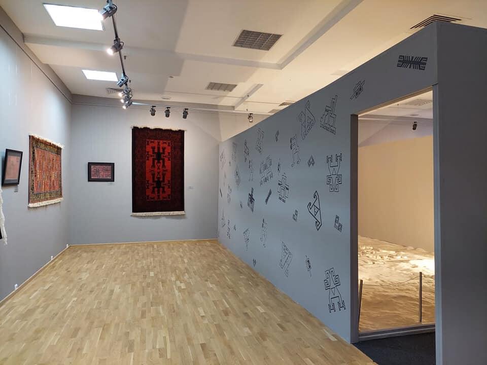 Первая выставка азербайджанского искусства в Татарстане активно освещается в местных СМИ