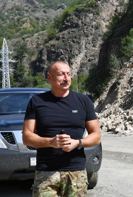 Prezident İlham Əliyev və Birinci xanım Mehriban Əliyeva Kəlbəcər və Laçın rayonlarında olublar
