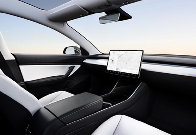 Tesla выпустит автомобиль без руля