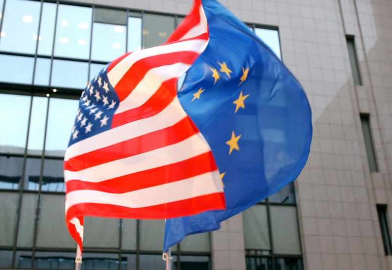 Европа перестает видеть в США супердержаву?