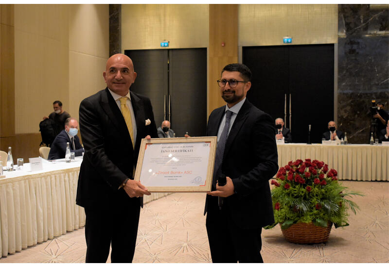 Ziraat Bank Azərbaycan-ın sədrinə Qarabağ Dirçəliş Fondu tərəfindən xüsusi sertifikat təqdim edilib