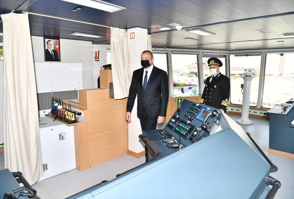 Президент Ильхам Алиев принял участие в церемонии сдачи в эксплуатацию нефтеналивного танкера «Кяльбаджар»