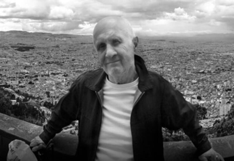 Тур-менеджер Rolling Stones копал могилу собаке и умер