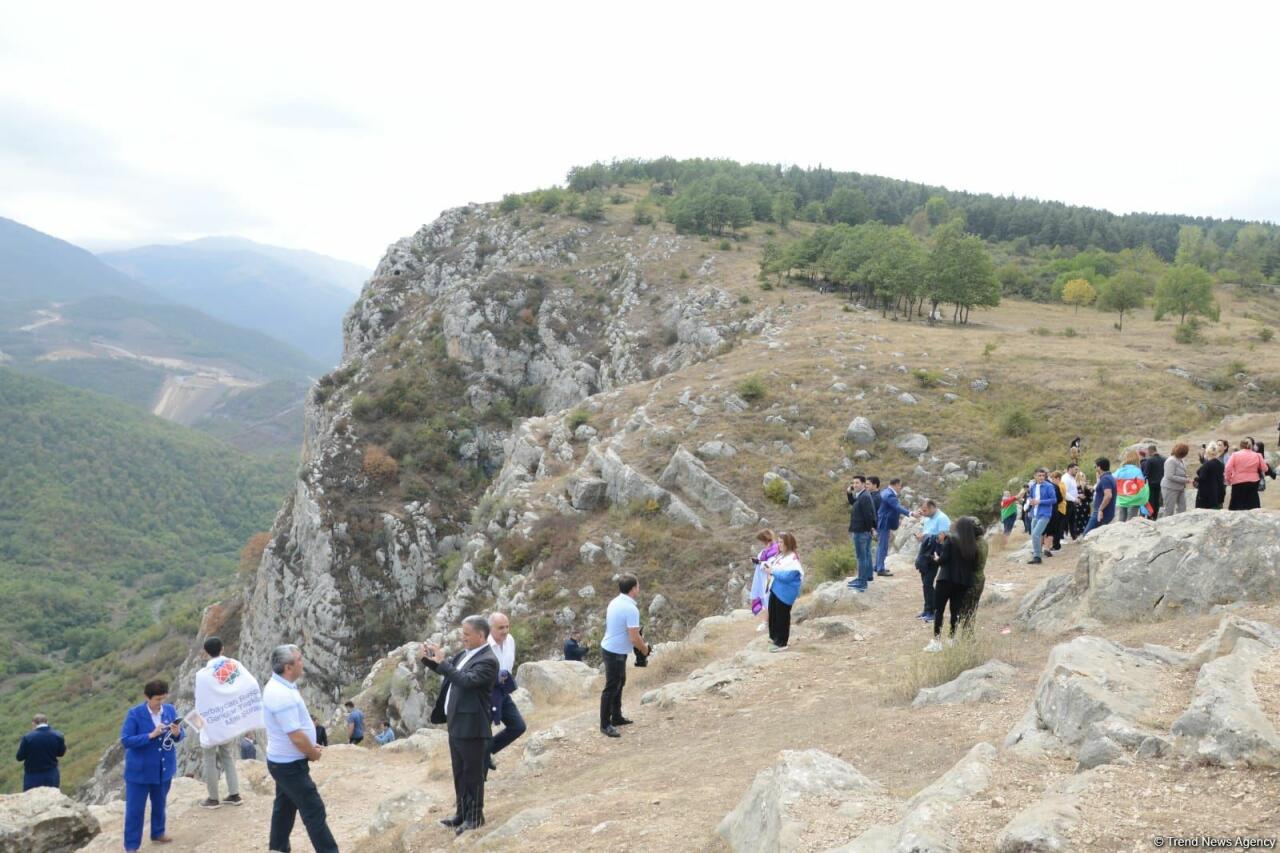 Представители НПО Азербайджана посетили Шушу