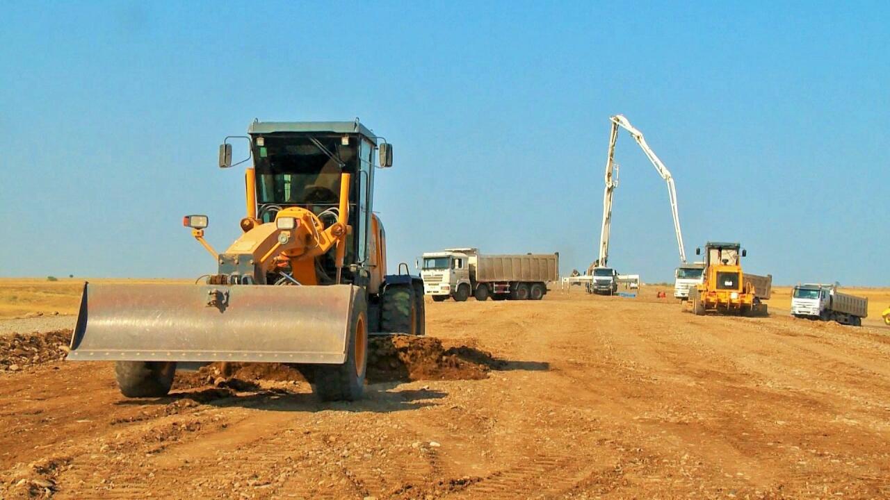 Продолжается строительство автодороги Барда-Агдам