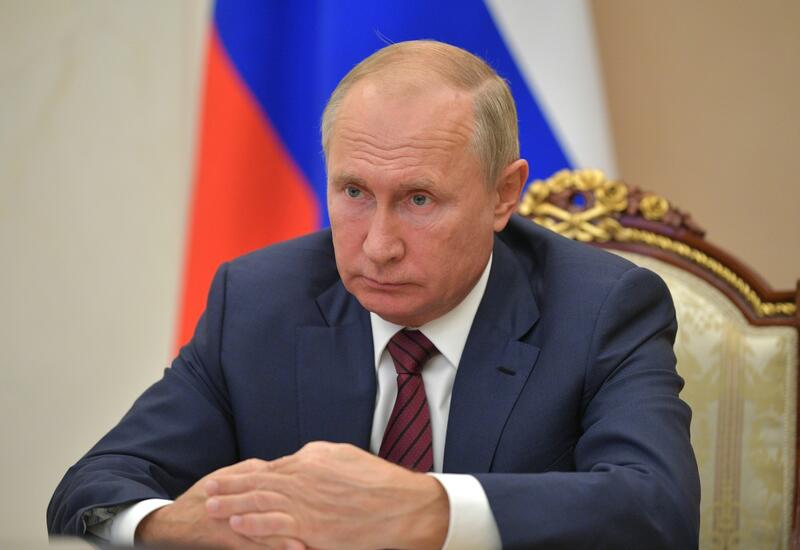 Владимир Путин рассказал о причинах ухода на самоизоляцию