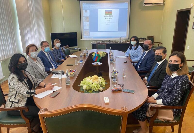 В Агентстве Азербайджана по разминированию прошла встреча с делегацией Ассоциации омбудсменов ОИС