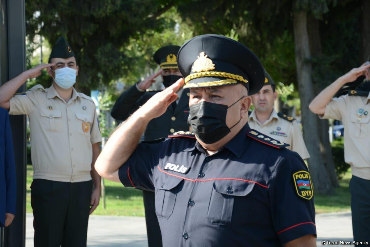 В Баку проходят шествия в связи со 103-й годовщиной освобождения города Кавказской исламской армией