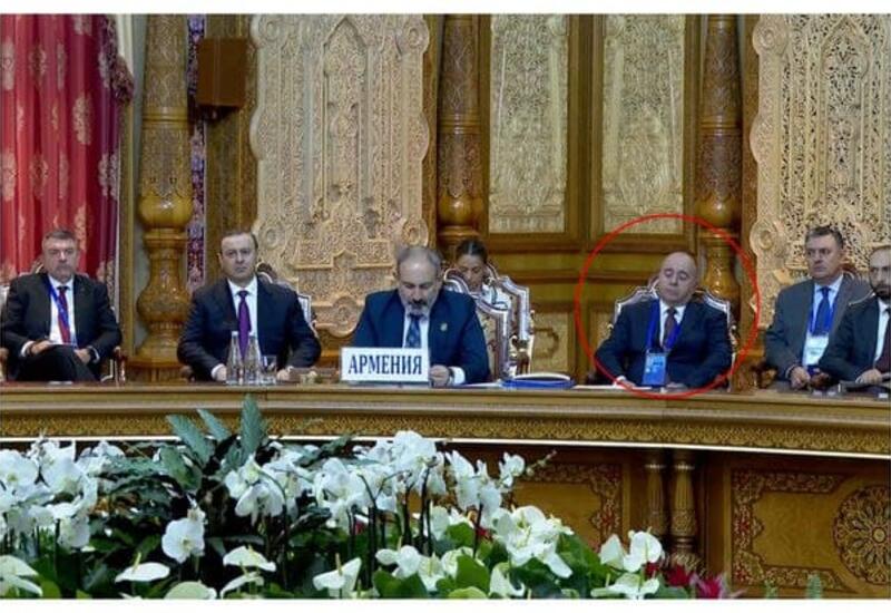 Министр обороны Армении уснул во время выступления Пашиняна