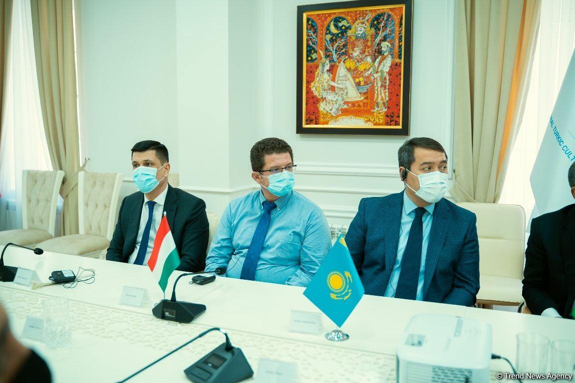 В Баку состоялась церемония гашения марок в честь Узеира Гаджибейли, изданных в Испании