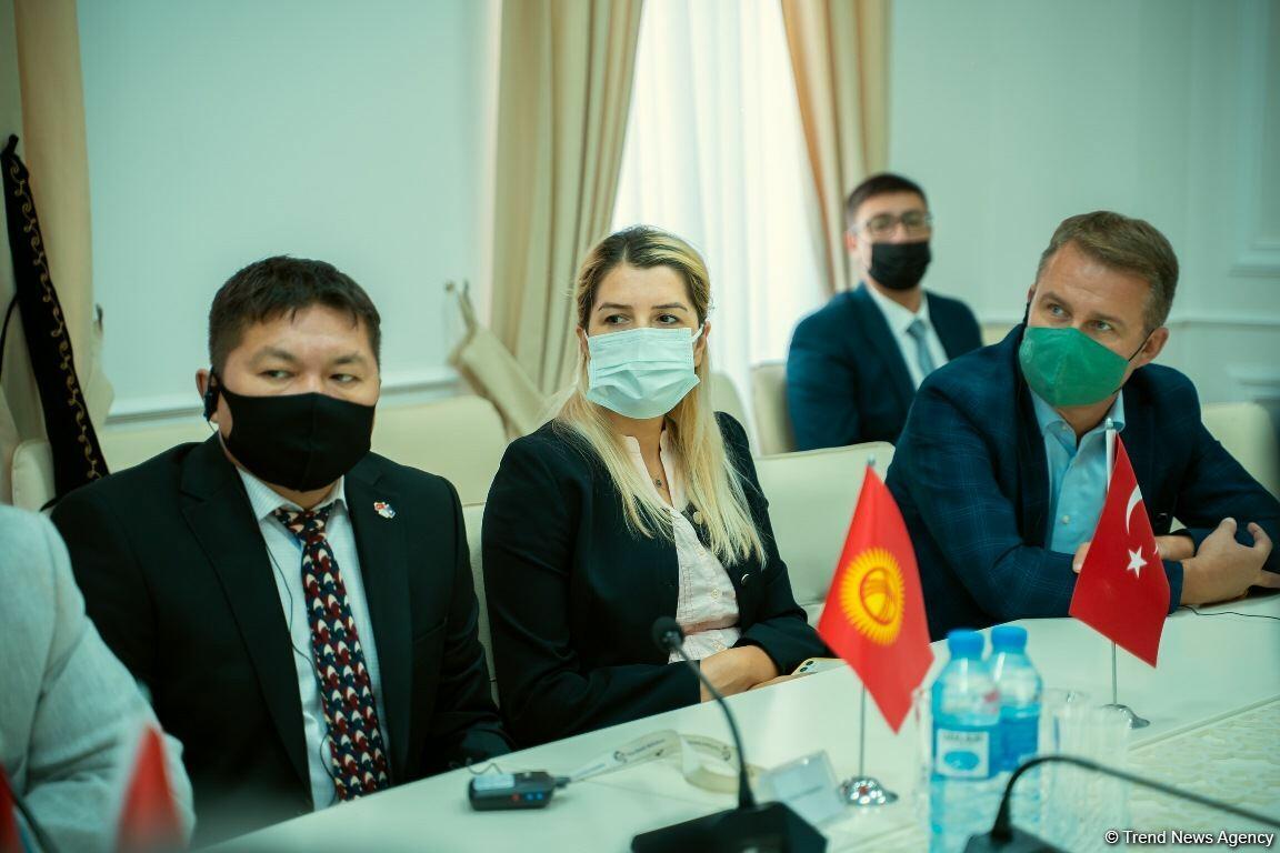 В Баку состоялась церемония гашения марок в честь Узеира Гаджибейли, изданных в Испании