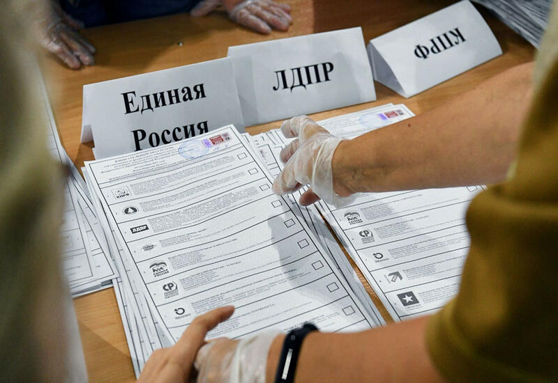 «Единая Россия» получает почти половину голосов избирателей