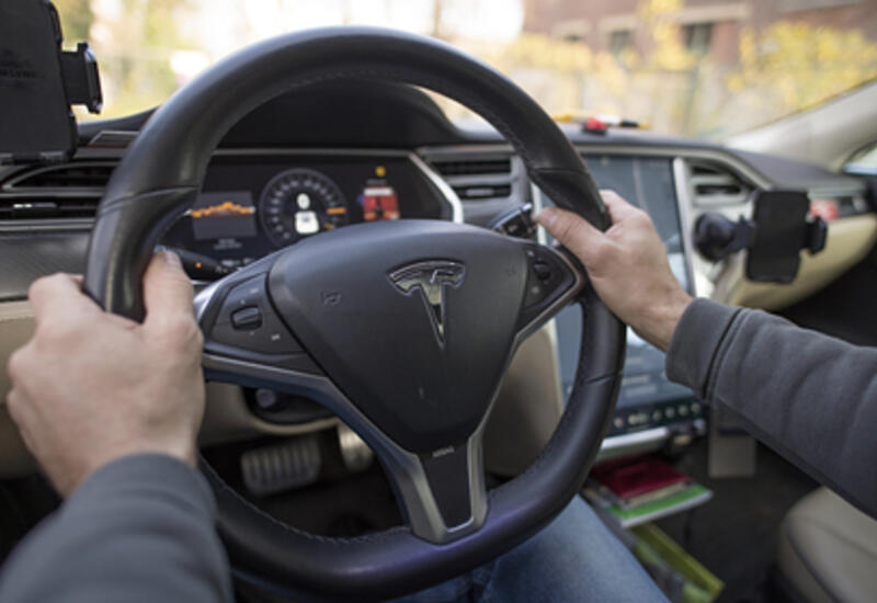 Автомобили Tesla назвали опасными