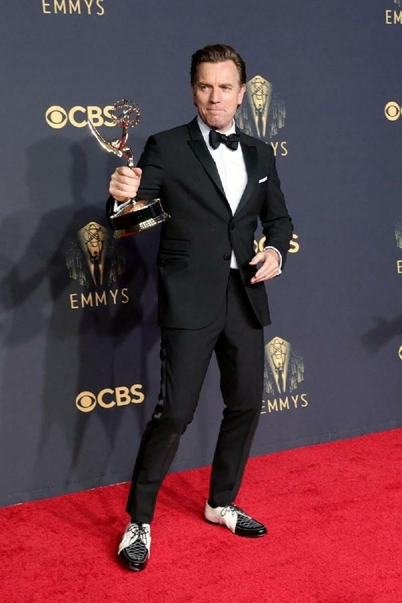 Стали известны лауреаты премии Emmy - 2021