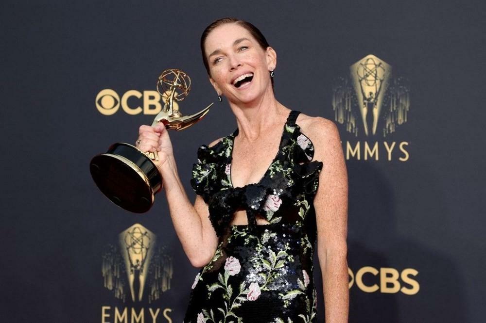Стали известны лауреаты премии Emmy - 2021