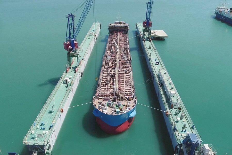 “Akademik Xoşbəxt Yusifzadə” tankeri suya salınıb
