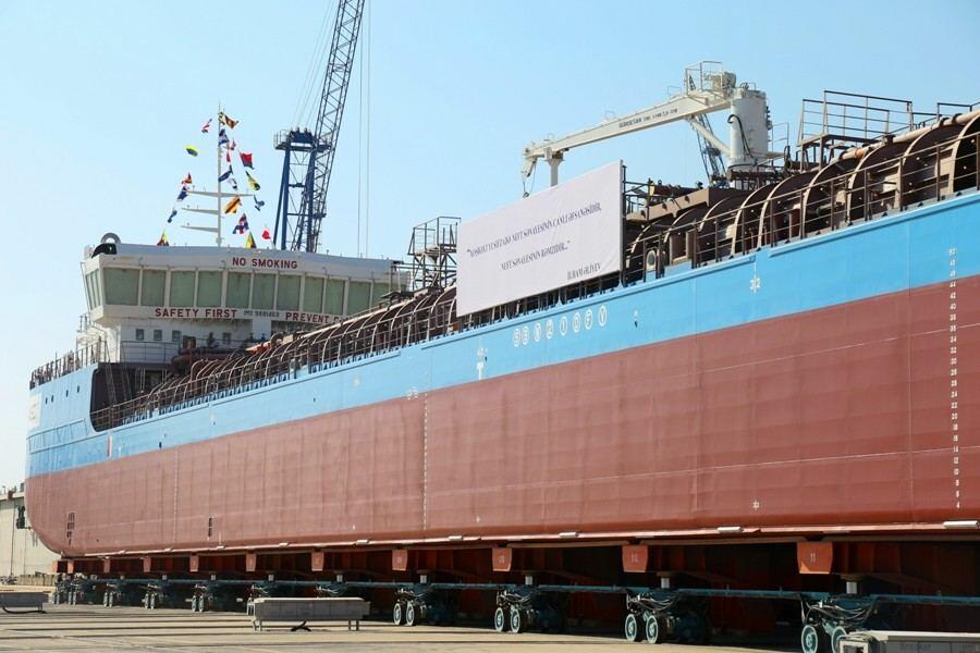 “Akademik Xoşbəxt Yusifzadə” tankeri suya salınıb