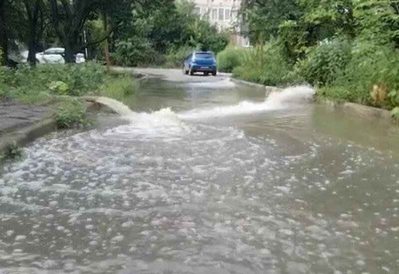 Сильные дожди затопили два российских города