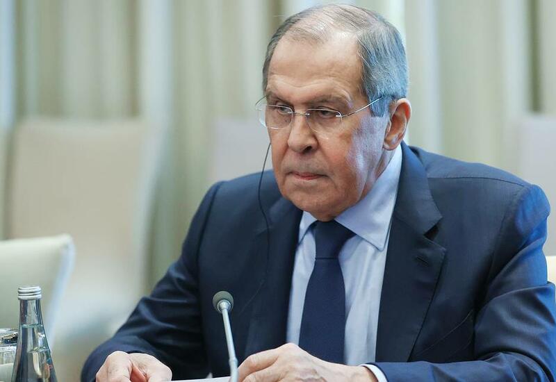 Лавров пошутил над журналистами перед встречей с генеральным секретарем НАТО