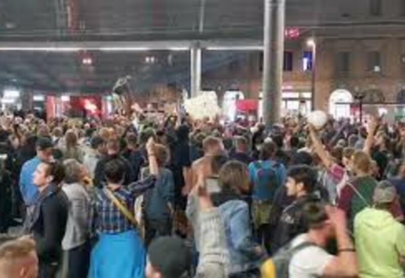 Антикоронавирусные протесты охватили швейцарский Берн
