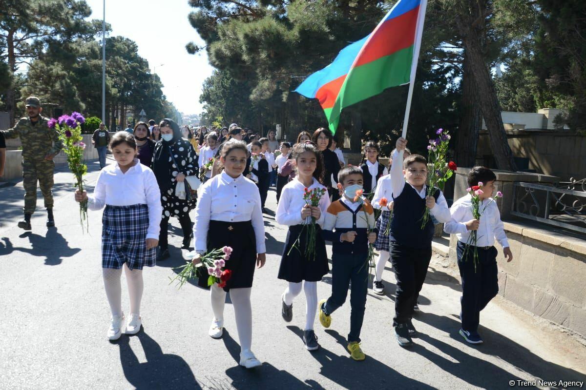 Азербайджанский народ чтит память своих шехидов