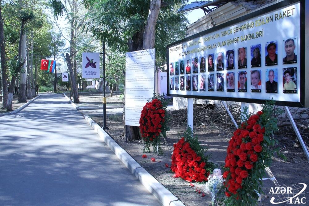 RİİB könüllüləri Gəncədə Ermənistanın raket hücumları nəticəsində həlak olan dinc sakinlərin xatirəsini anıblar