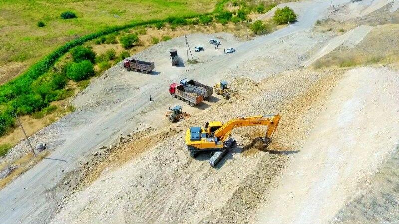 Xudafərin-Qubadlı-Laçın və Xanlıq-Qubadlı avtomobil yollarının inşası sürətlə davam etdirilir