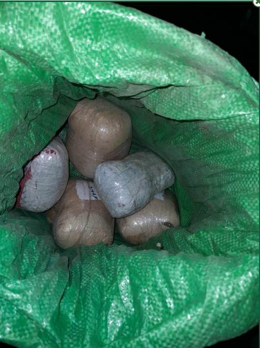 DSX sərhəd pozucusunu narkotiklə saxladı