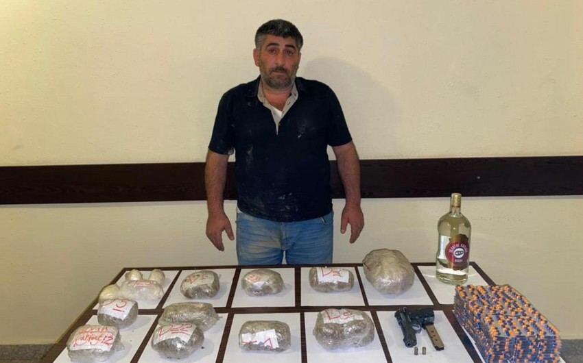 DSX sərhəd pozucusunu narkotiklə saxladı