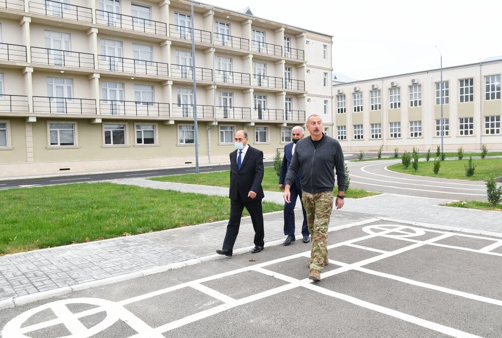Президент Ильхам Алиев принял участие в открытии Бардинского профессионального лицея