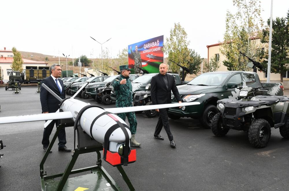 Президент Ильхам Алиев открыл в Джебраиле комплекс воинской части Государственной пограничной службы