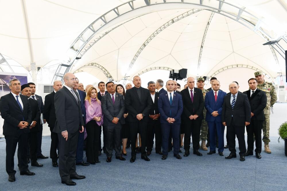 Президент Ильхам Алиев встретился с представителями общественности Джебраила