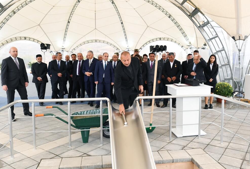 Президент Ильхам Алиев встретился с представителями общественности Джебраила