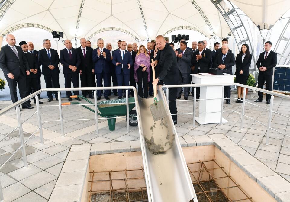 Президент Ильхам Алиев встретился с представителями общественности Джебраила