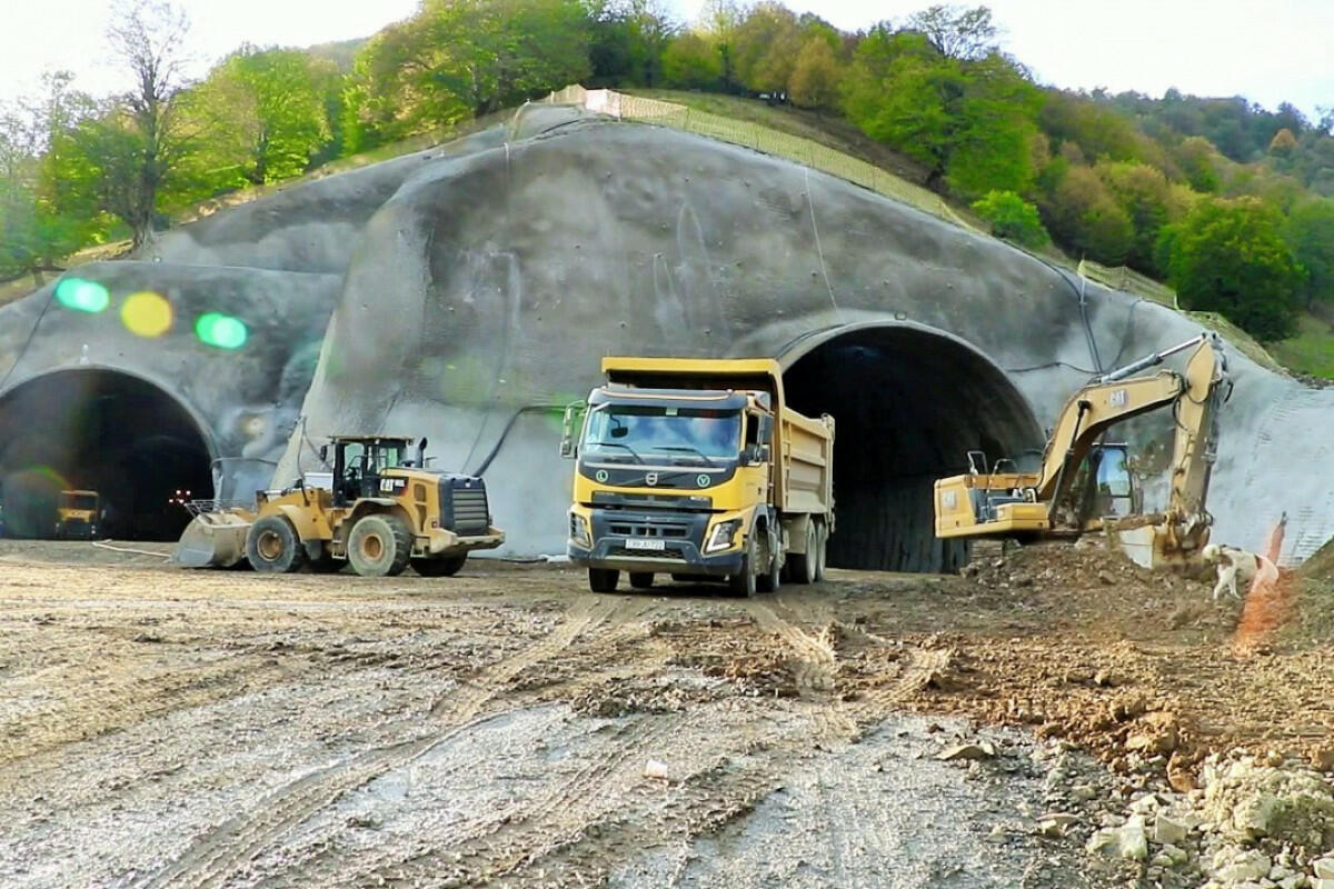 Продолжается строительство туннеля Муровдаг