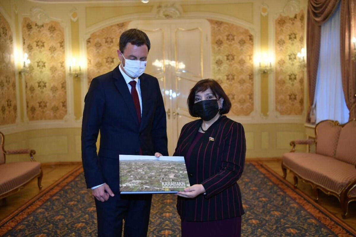 Сахиба Гафарова встретилась с премьер-министром Словакии