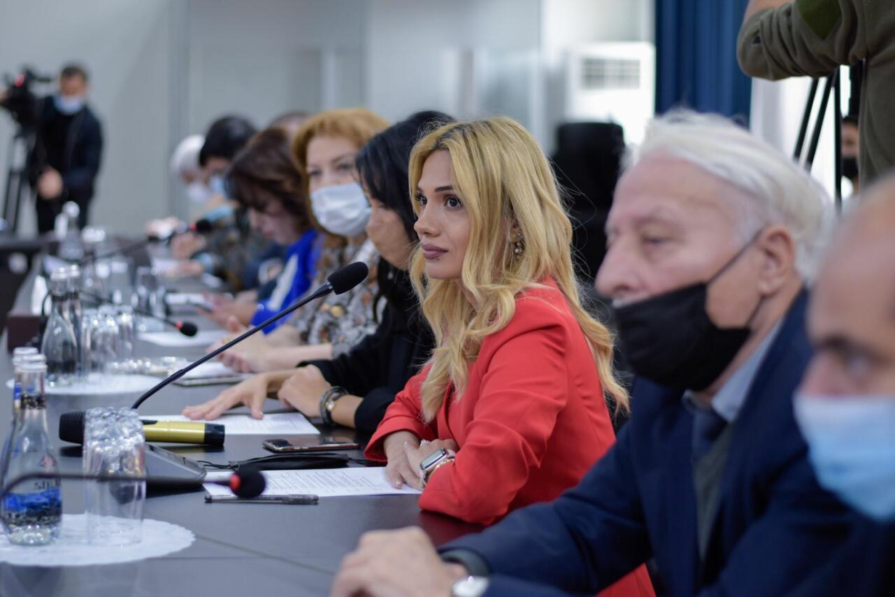 В Фонде возрождения Карабаха обсудили озеленение региона